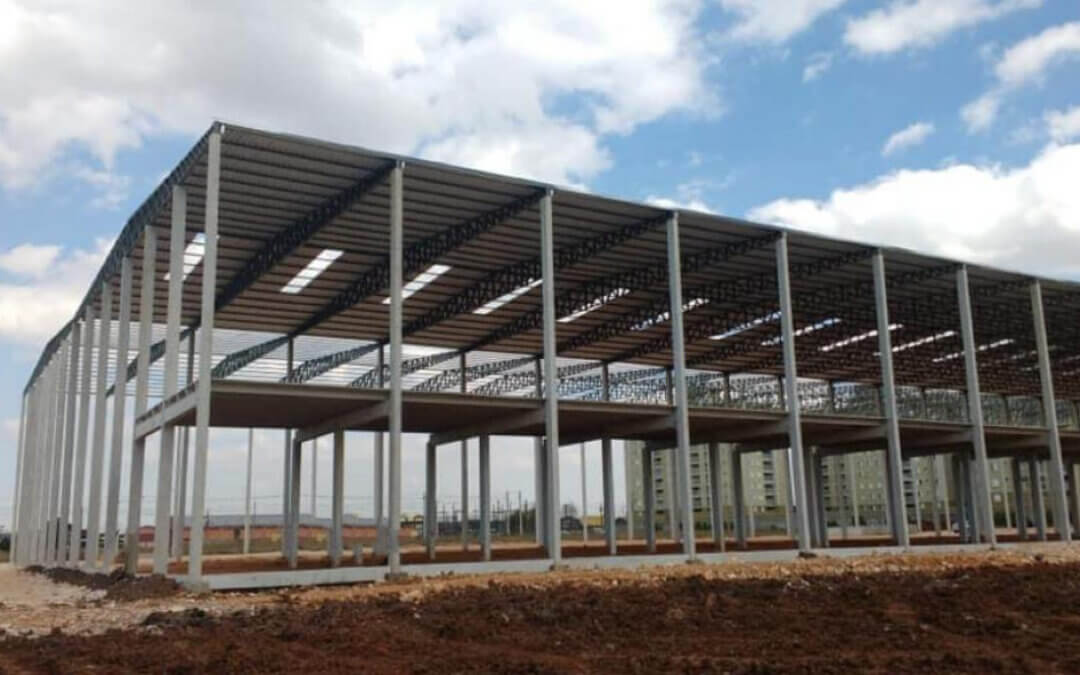 Tipos de Galpões Pré-Moldados: Qual é o Ideal para seu Negócio?